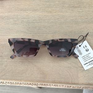 Cute fashion sunglasses!